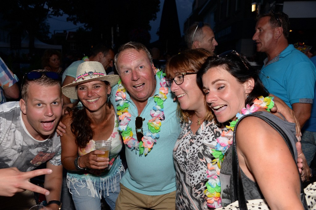 ../Images/Zomercarnaval Noordwijkerhout 2016 483.jpg